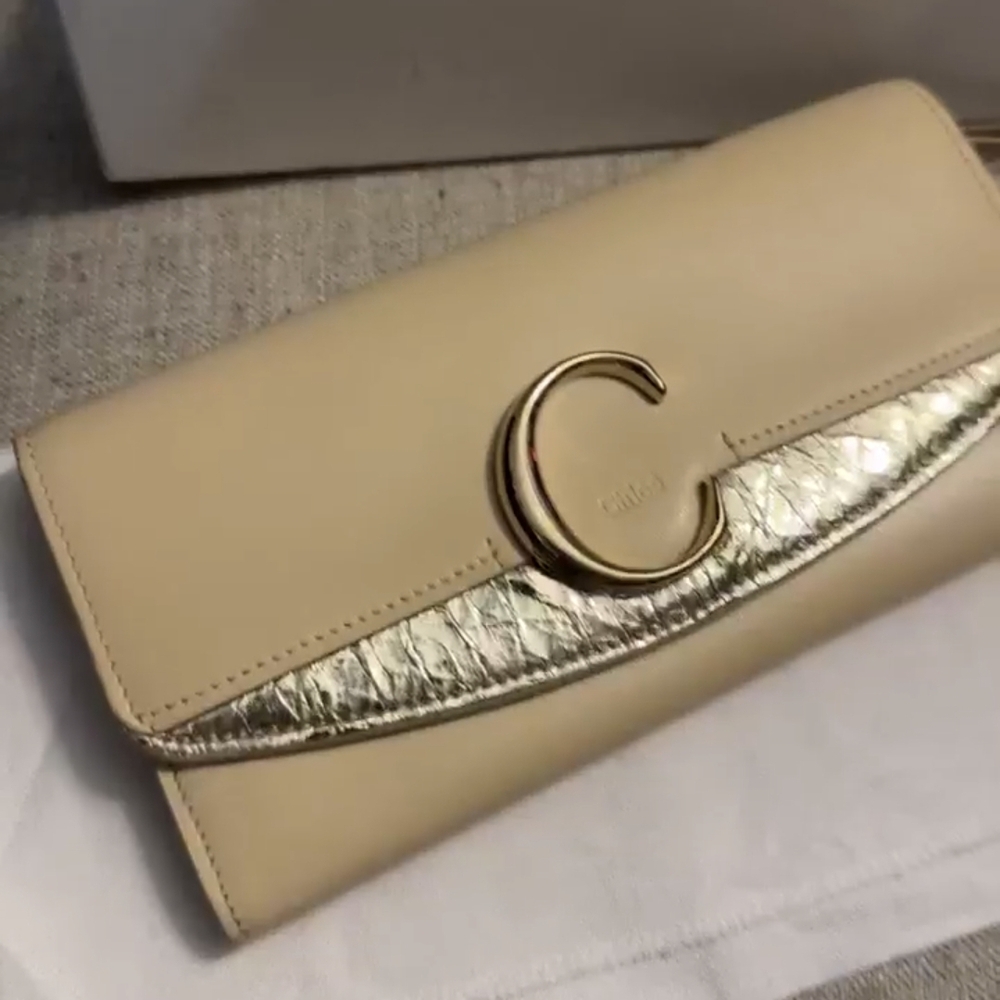 Chloe Cream and Gold Leather Logo Wallet Preloved EUC
